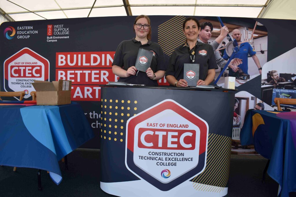 7 Freya and Chiarina from Eastern Education Group promoting construction