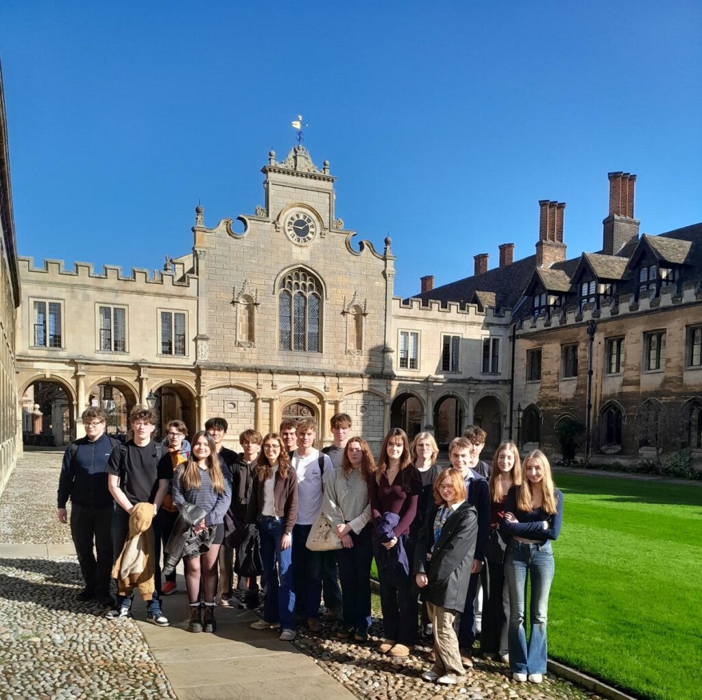Explore University 5 Students on a trip to Cambridge University