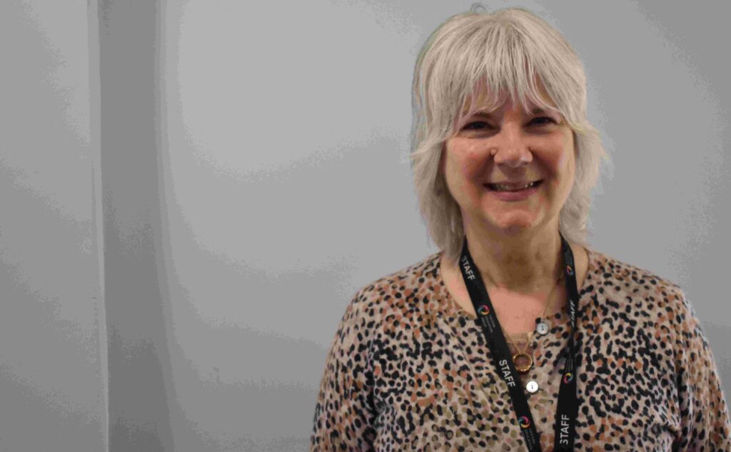 4 Helena Rudd celebrated 30 years of working for Eastern Education Group